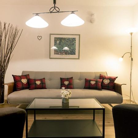 Haus Sonnenblick - Wohnung A Гармиш-Партенкирхен Екстериор снимка