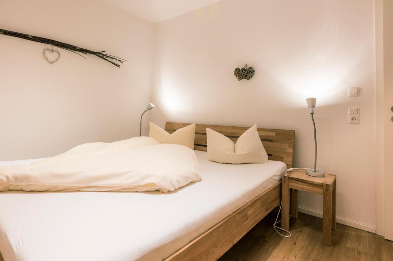 Haus Sonnenblick - Wohnung A Гармиш-Партенкирхен Екстериор снимка